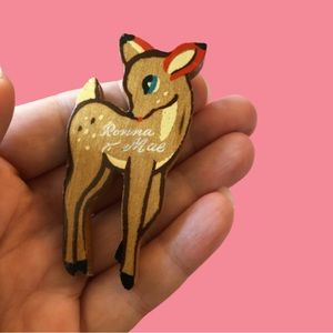 Adorable vintage handmade deer doe brooch pin Ronna Mae MCM kitsch